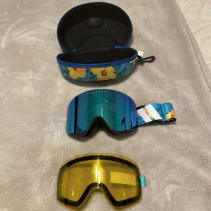 Blenders Ski and Snowboard Goggles with bonus lens